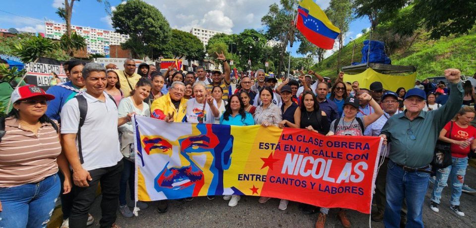 Movilización de Adultos Mayores en apoyo al Presidente Nicolás Maduro Moros por la Paz